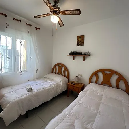 Holiday home Torrevieja Rentalholidays Ref 032 *